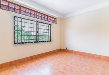 4 Bedroom Shophouse For Rent - Tonle Bassac, Phnom Penh thumbnail