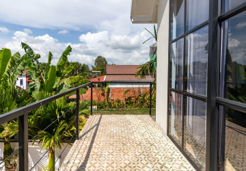 2 Bedroom Villa For Sale - Svay Dangkum, Siem Reap thumbnail