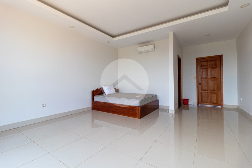 5 Bedroom Shophouse For Sale - Svay Dangkum, Siem Reap
