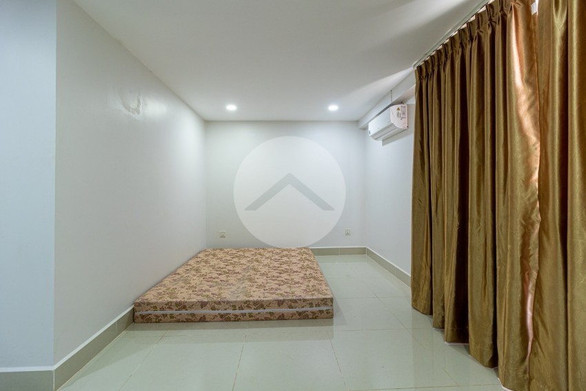 5 Bedroom Shophouse For Sale - Svay Dangkum, Siem Reap