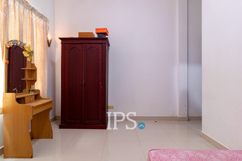 6 Bedroom Shophouse For Sale - Svay Dangkum, Siem Reap