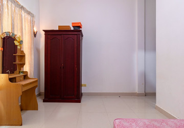 6 Bedroom Shophouse For Sale - Svay Dangkum, Siem Reap thumbnail