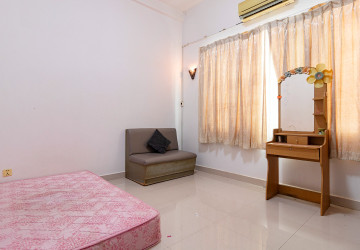 6 Bedroom Shophouse For Sale - Svay Dangkum, Siem Reap thumbnail