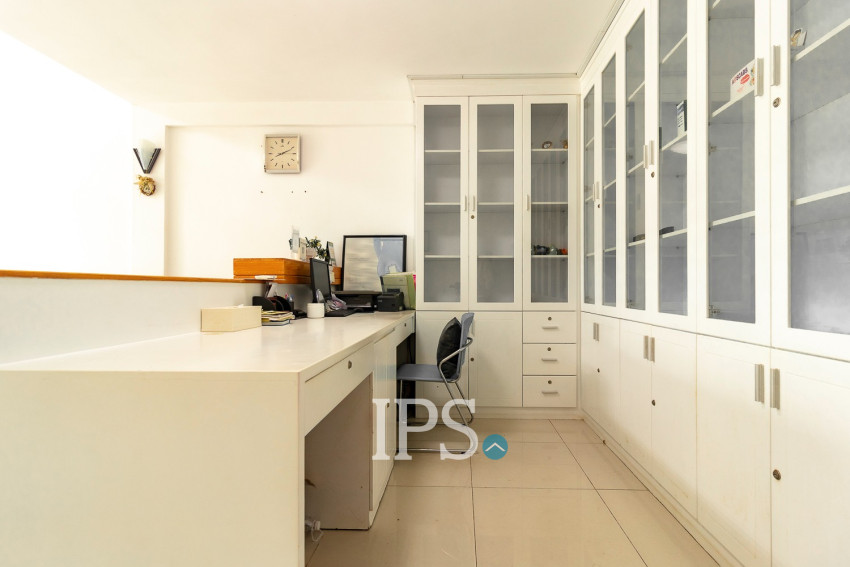 6 Bedroom Shophouse For Sale - Svay Dangkum, Siem Reap