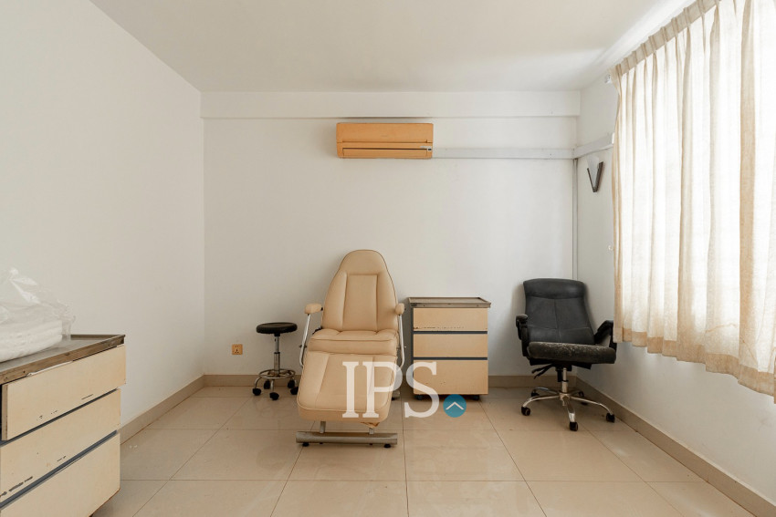 6 Bedroom Shophouse For Sale - Svay Dangkum, Siem Reap