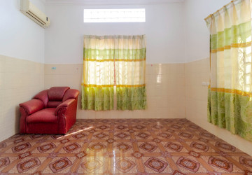 4 Bedroom House For Rent - Svay Dangkum, Siem Reap thumbnail