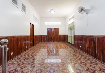 4 Bedroom House For Rent - Svay Dangkum, Siem Reap thumbnail