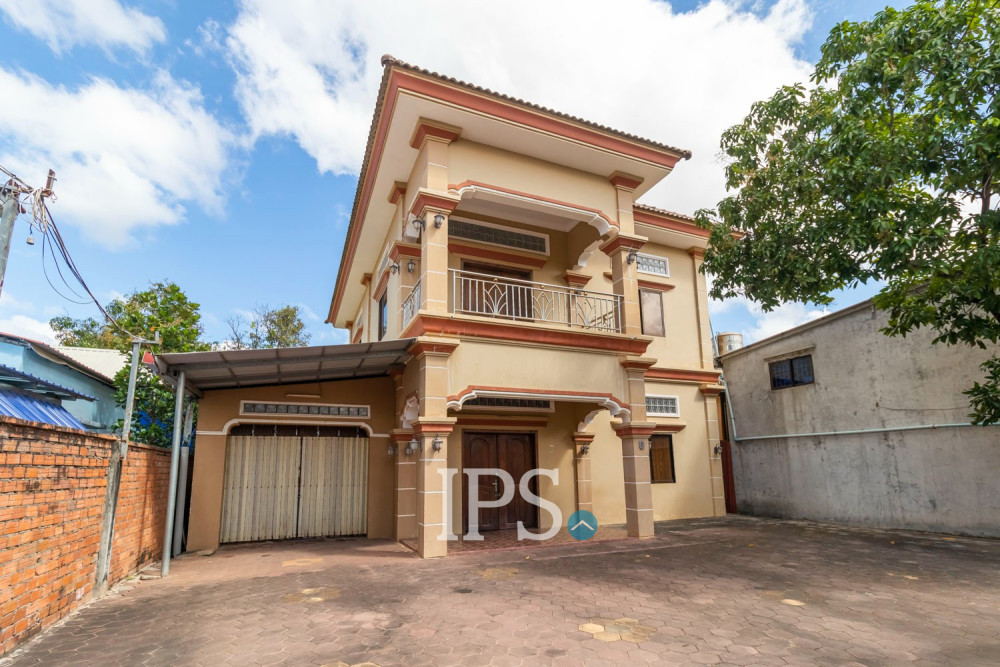 4 Bedroom House For Rent - Svay Dangkum, Siem Reap - Image 2