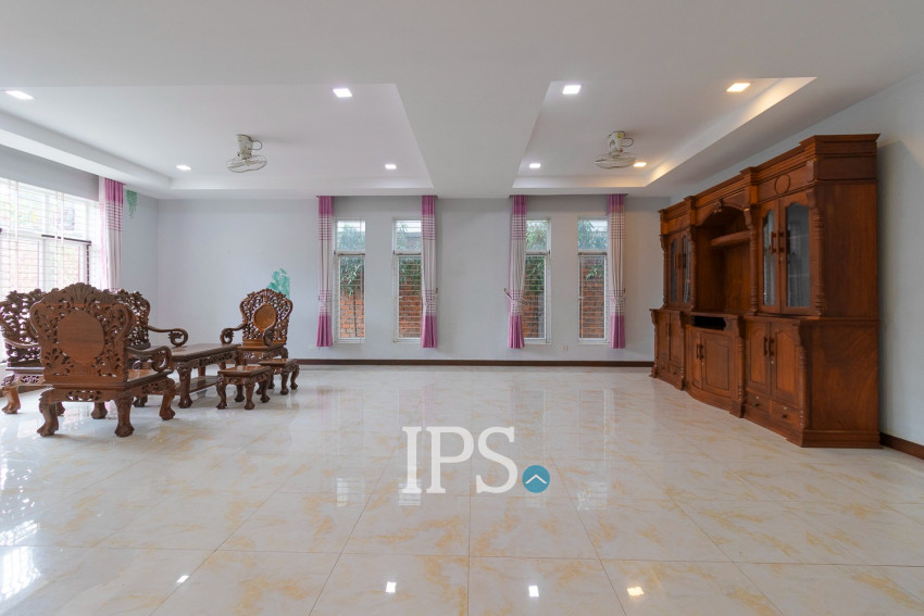 6 Bedroom House For Rent - Sala Kamreuk, Siem Reap