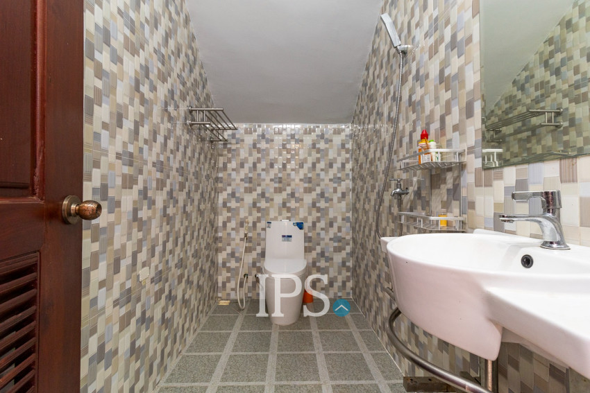 6 Bedroom House For Rent - Sala Kamreuk, Siem Reap