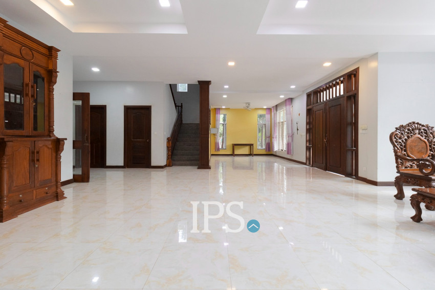 6 Bedroom House For Rent - Sala Kamreuk, Siem Reap