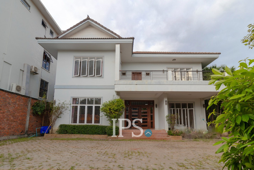 6 Bedroom House For Rent - Sala Kamreuk, Siem Reap