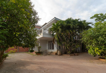 6 Bedroom House For Rent - Sala Kamreuk, Siem Reap thumbnail