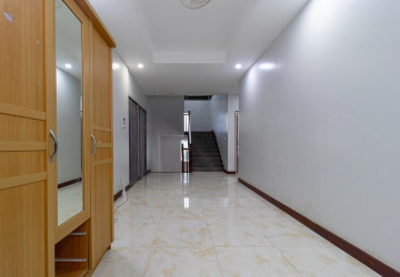 6 Bedroom House For Rent - Sala Kamreuk, Siem Reap thumbnail