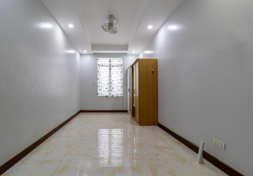 6 Bedroom House For Rent - Sala Kamreuk, Siem Reap thumbnail