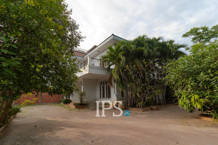 6 Bedroom House For Rent - Sala Kamreuk, Siem Reap