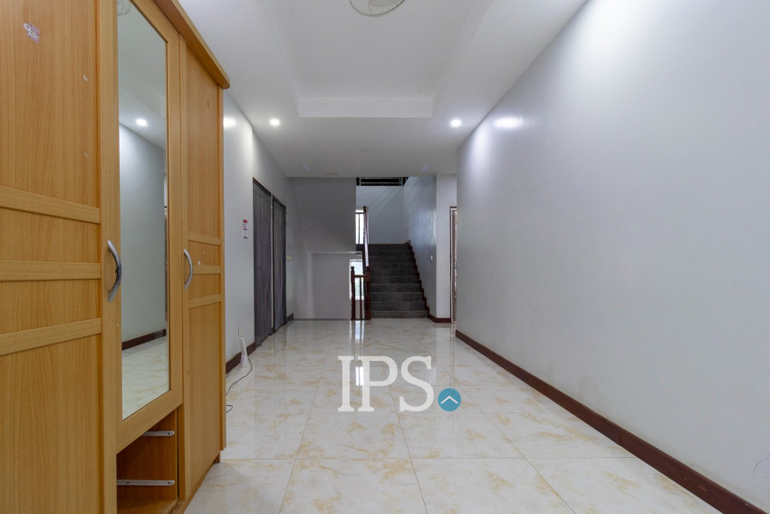 6 Bedroom House For Rent - Sala Kamreuk, Siem Reap