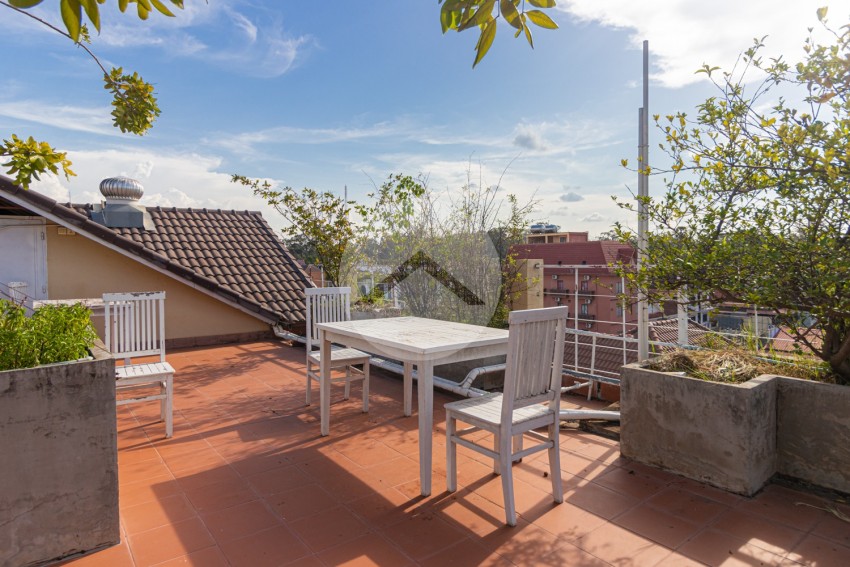 2 Bedroom Apartment For Rent - Slor Kram, Siem Reap