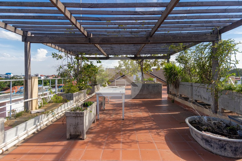 2 Bedroom Apartment For Rent - Slor Kram, Siem Reap