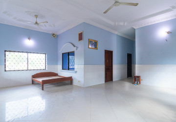 3 Bedroom House For Rent - Sala Kamreuk, Siem Reap thumbnail