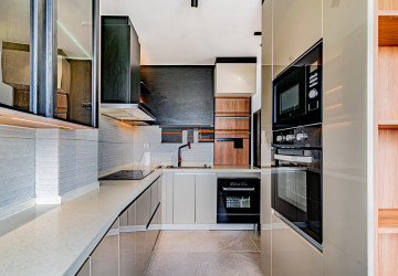 3 Bedroom Serviced Apartment For Rent - Tonle Bassac, Phnom Penh thumbnail