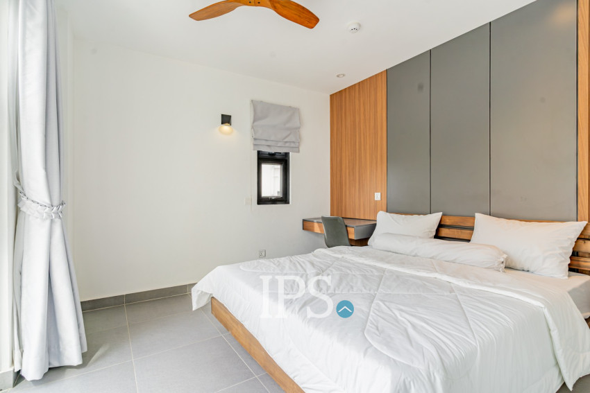3 Bedroom Serviced Apartment For Rent - Tonle Bassac, Phnom Penh