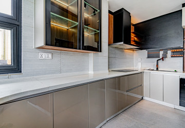 3 Bedroom Serviced Apartment For Rent - Tonle Bassac, Phnom Penh thumbnail