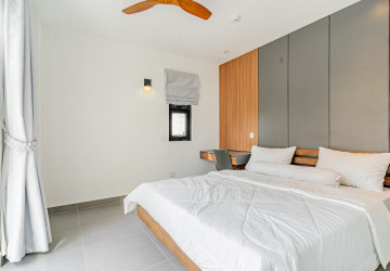 3 Bedroom Serviced Apartment For Rent - Tonle Bassac, Phnom Penh thumbnail