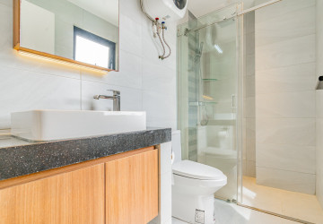 3 Bedroom Serviced Apartment For Rent - Tonle Bassac, Phnom Penh thumbnail