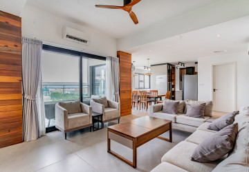 3 Bedroom Serviced Apartment For Rent - Tonle Bassac, Phnom Penh thumbnail