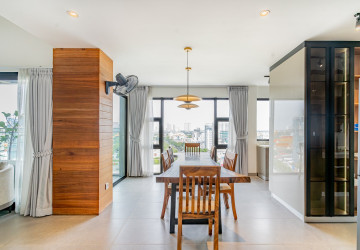 3 Bedroom Serviced Apartment For Rent - Tonle Bassac, Phnom Penh thumbnail