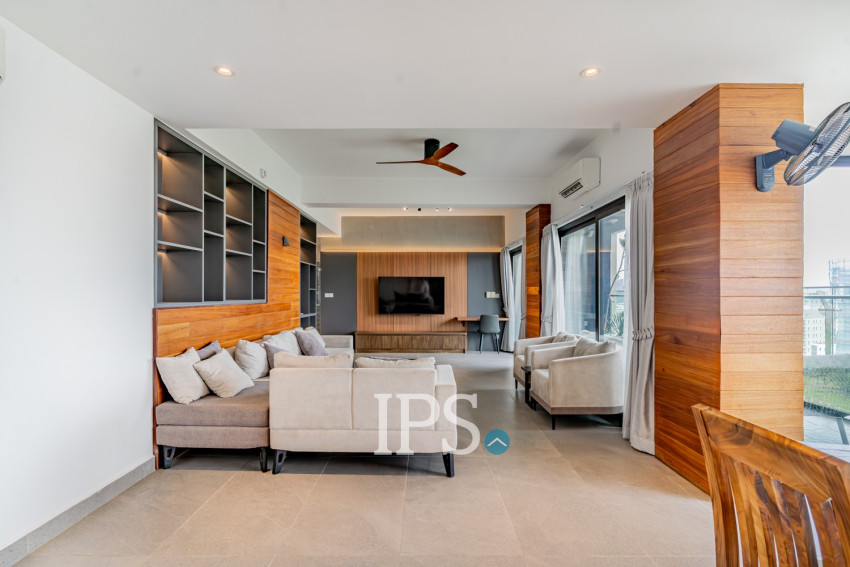 3 Bedroom Serviced Apartment For Rent - Tonle Bassac, Phnom Penh