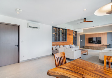 3 Bedroom Serviced Apartment For Rent - Tonle Bassac, Phnom Penh thumbnail