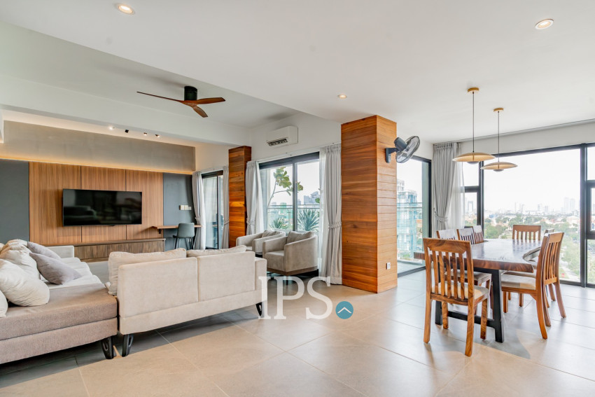 3 Bedroom Serviced Apartment For Rent - Tonle Bassac, Phnom Penh
