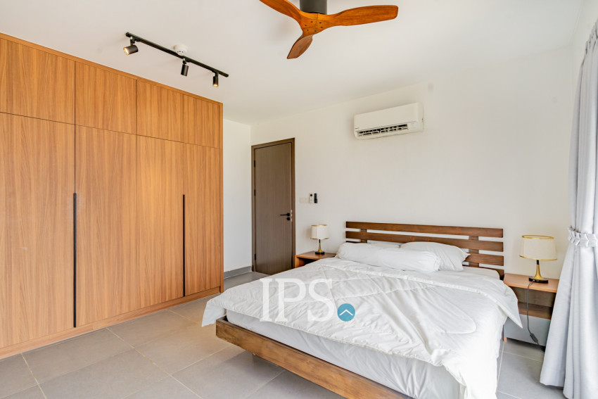 3 Bedroom Serviced Apartment For Rent - Tonle Bassac, Phnom Penh