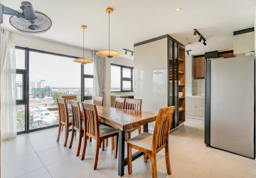 3 Bedroom Serviced Apartment For Rent - Tonle Bassac, Phnom Penh thumbnail