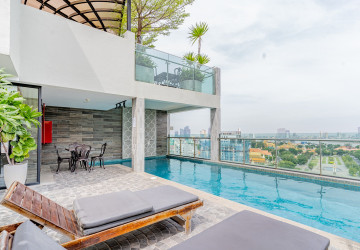 3 Bedroom Serviced Apartment For Rent - Tonle Bassac, Phnom Penh thumbnail