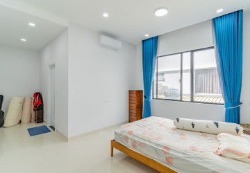 5 Bedroom Villa For Rent - Borey Palm Spring, Dangkao, Phnom Penh thumbnail