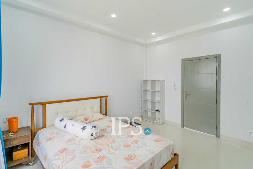 5 Bedroom Villa For Rent - Borey Palm Spring, Dangkao, Phnom Penh