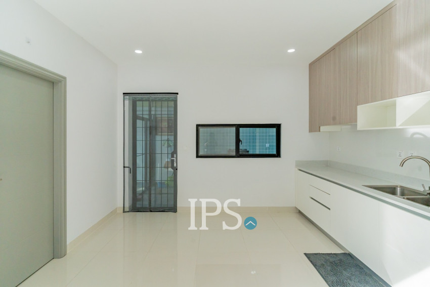 5 Bedroom Villa For Rent - Borey Palm Spring, Dangkao, Phnom Penh