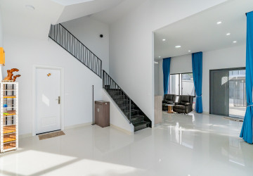 5 Bedroom Villa For Rent - Borey Palm Spring, Dangkao, Phnom Penh thumbnail