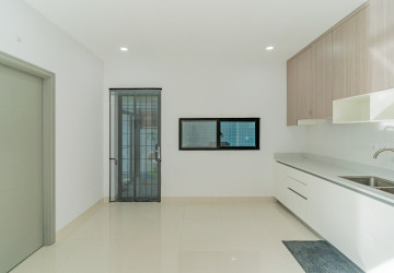 5 Bedroom Villa For Rent - Borey Palm Spring, Dangkao, Phnom Penh thumbnail