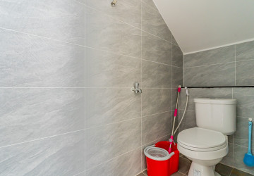 5 Bedroom Villa For Rent - Borey Palm Spring, Dangkao, Phnom Penh thumbnail