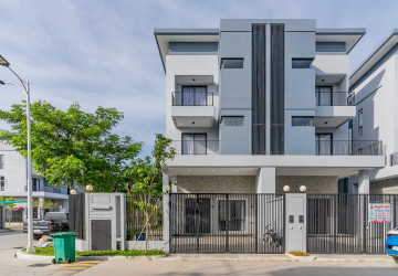 5 Bedroom Villa For Rent - Borey Palm Spring, Dangkao, Phnom Penh thumbnail