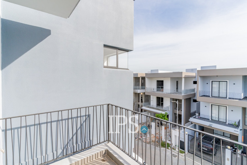 5 Bedroom Villa For Rent - Borey Palm Spring, Dangkao, Phnom Penh