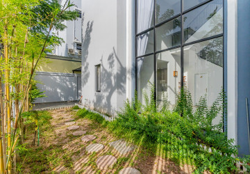 5 Bedroom Villa For Rent - Borey Palm Spring, Dangkao, Phnom Penh thumbnail