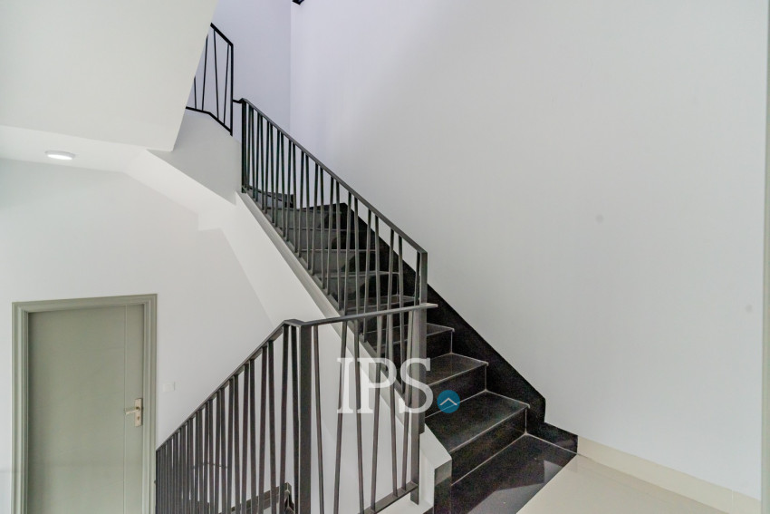 5 Bedroom Villa For Rent - Borey Palm Spring, Dangkao, Phnom Penh