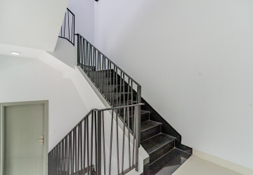 5 Bedroom Villa For Rent - Borey Palm Spring, Dangkao, Phnom Penh thumbnail