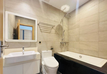 25th Floor 1 Bedroom Condo For Sale - The View, BKK1, Phnom Penh thumbnail