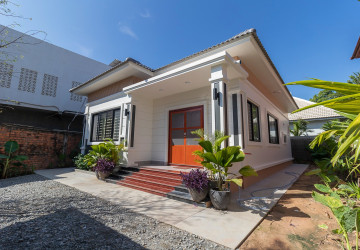 2 Bedroom Villa For Rent - Sala Kamreuk, Siem Reap thumbnail